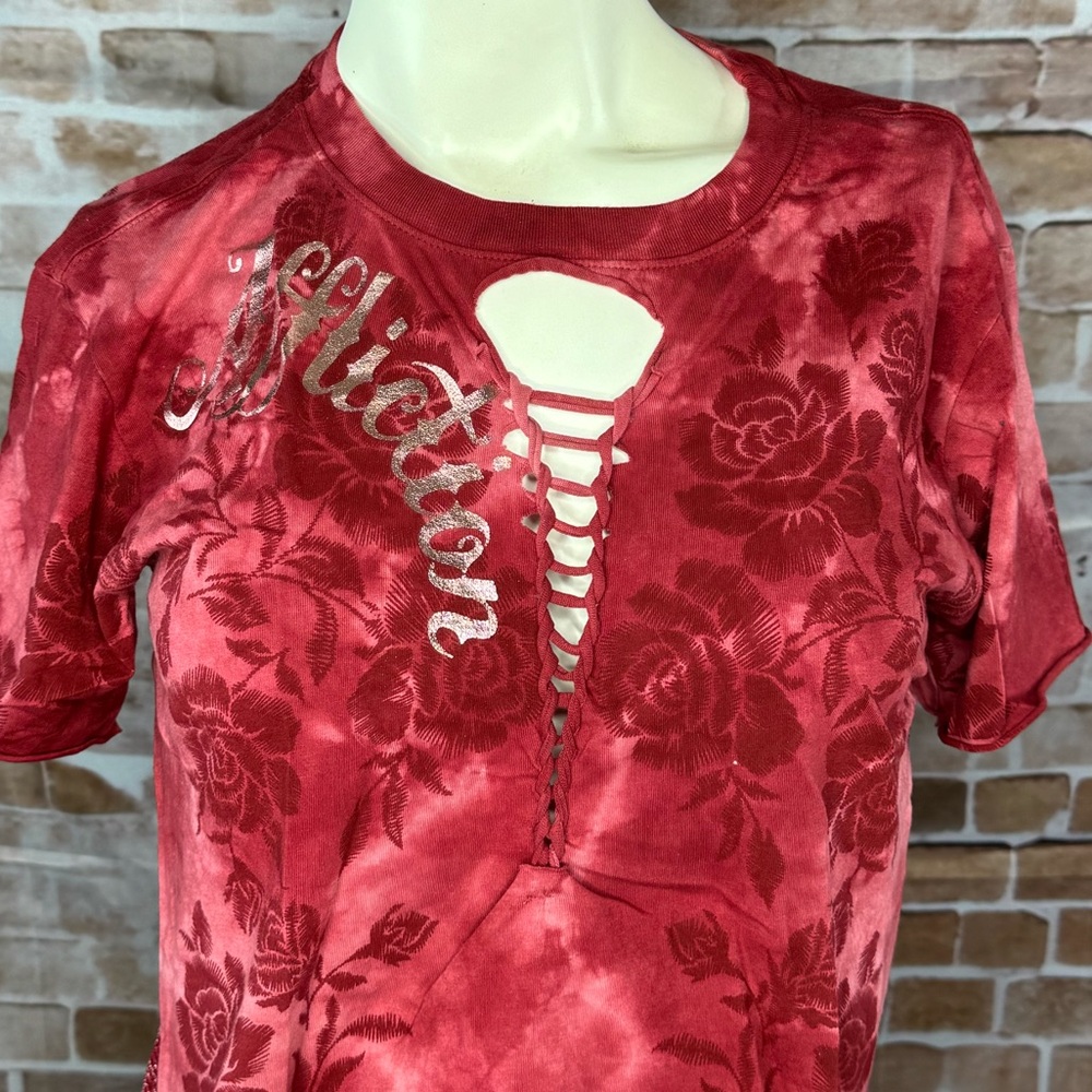 Affliction Praise Wings Women’s Graphic Short Sleeve T-Shirt -NWT - Picture 3 of 8
